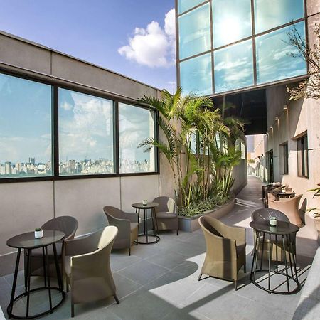 فندق مليا جارديم أوروبا ساو باولو المظهر الخارجي الصورة The rooftop lounge at the hotel
