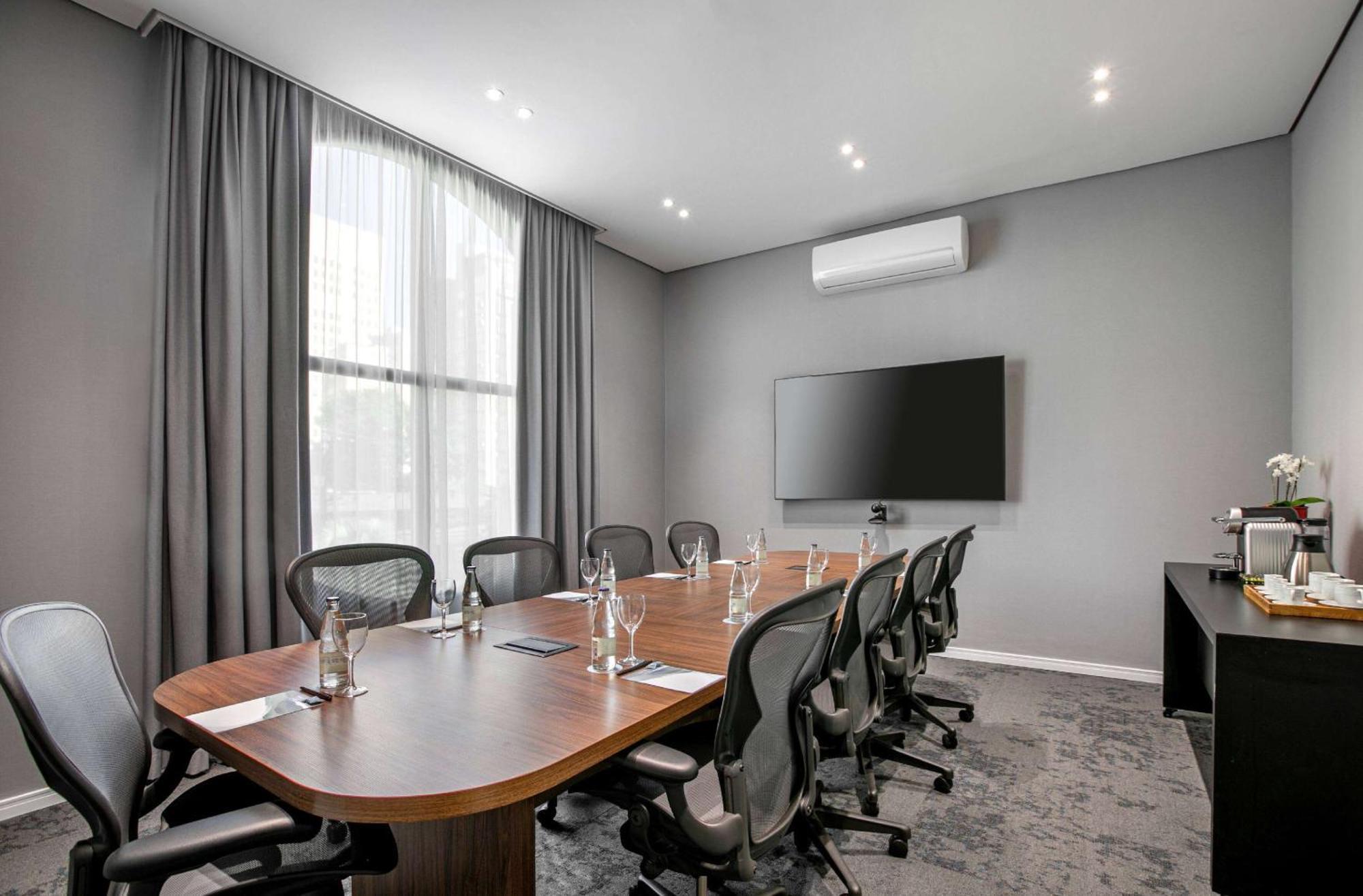 فندق مليا جارديم أوروبا ساو باولو المظهر الخارجي الصورة Meeting room at the hotel